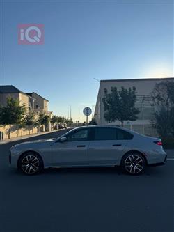 بي ام دبليو الفئة 7